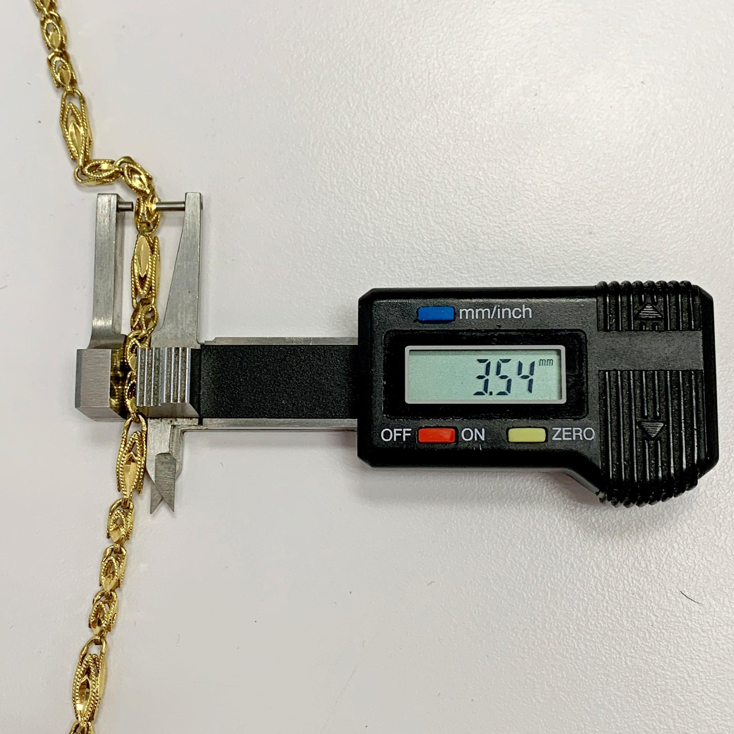 14K Yellow Gold Necklace 24inch, 21.06g.