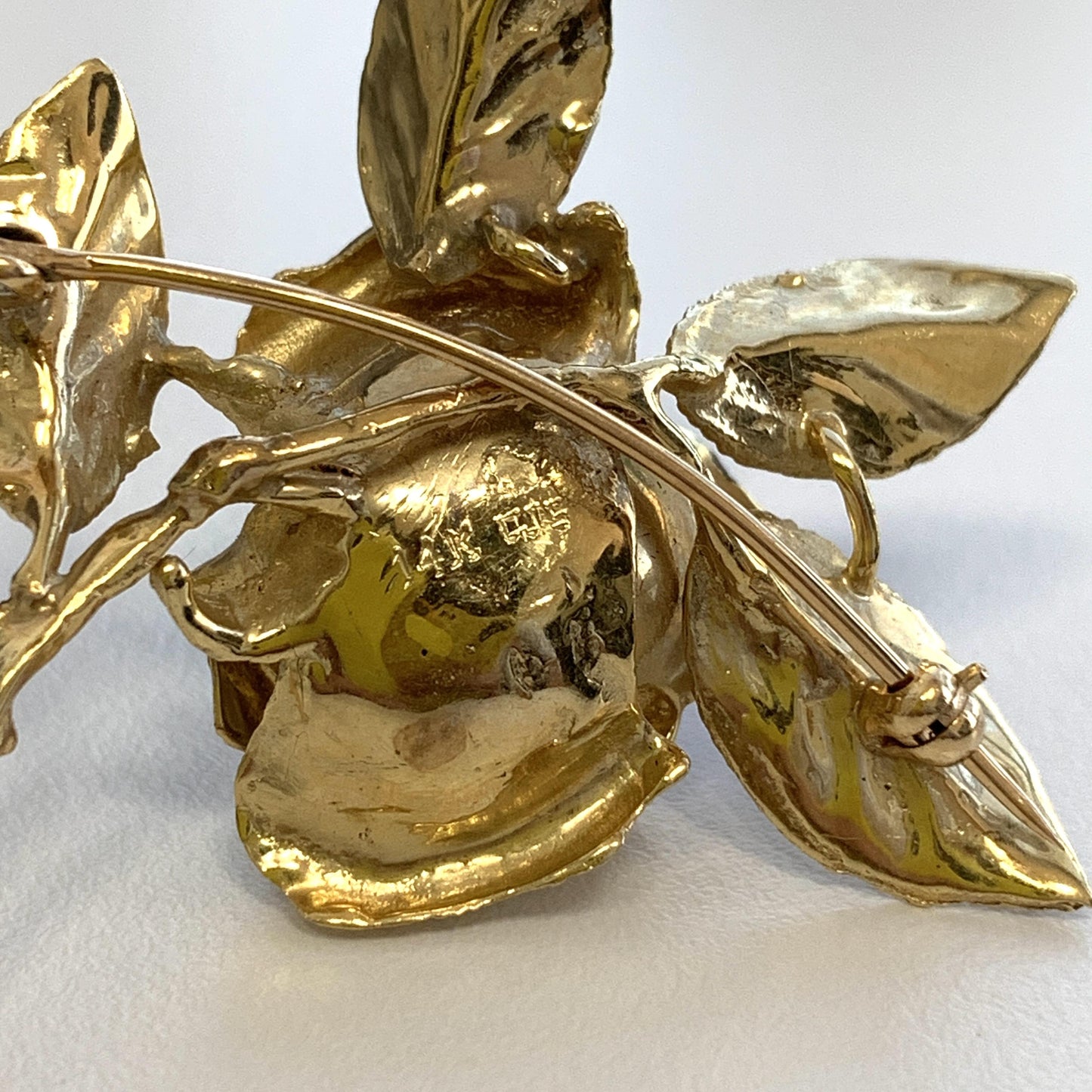 14K Yellow Gold Rose Brooch With Ruby 12.68g.