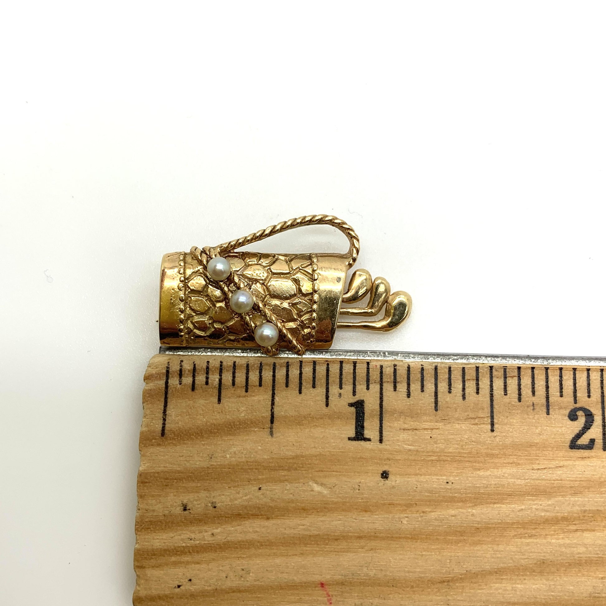 14K Yellow Gold Pearl Brooch 6.92g