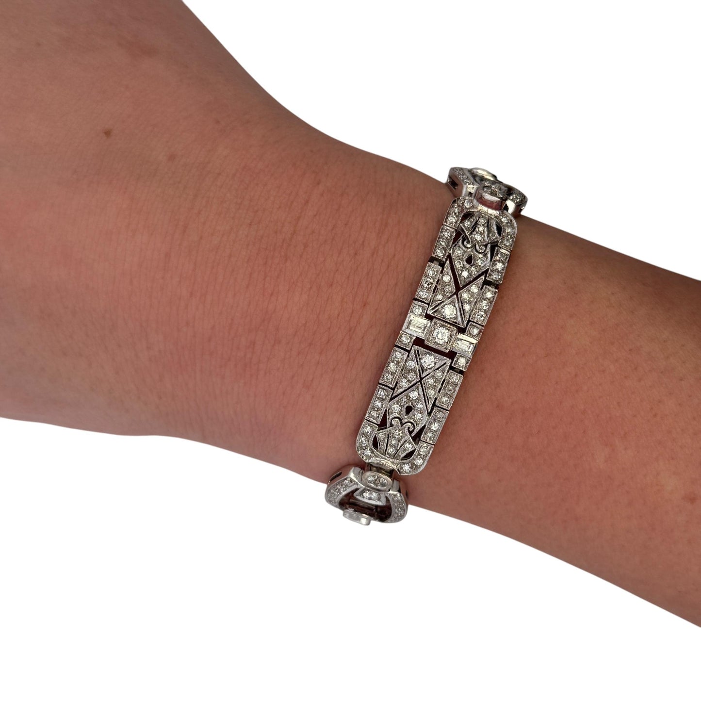 3.85cttw. White Diamond Art Deco Braacelet in 18k White Gold 7" 38.33g.