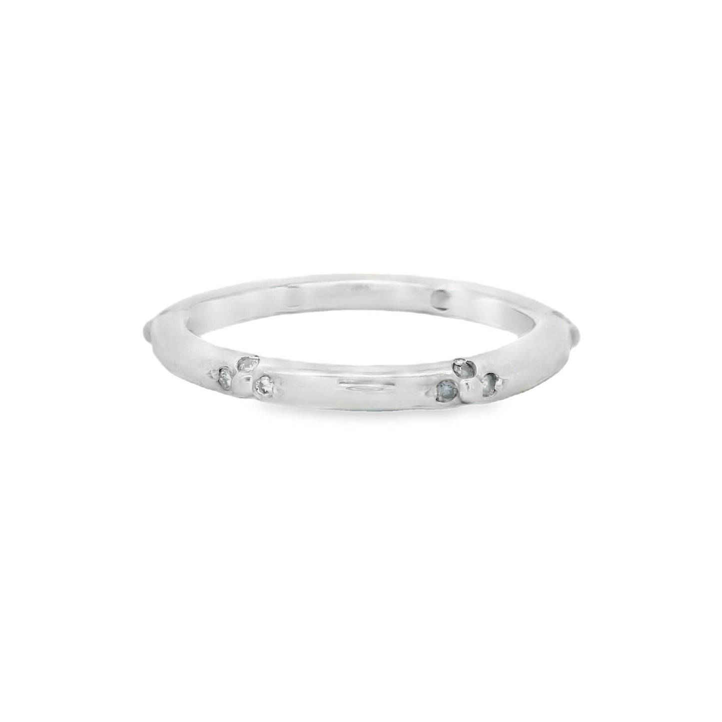 0.15 cttw. White Diamond Platinum Stationed Ring 5.75US 4.28g.