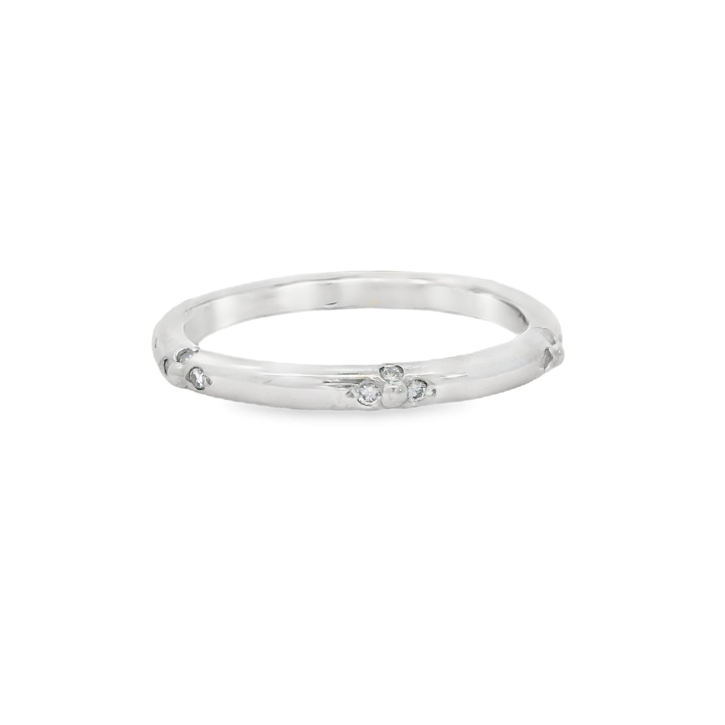 0.15 cttw. White Diamond Platinum Stationed Ring 5.75US 4.28g.