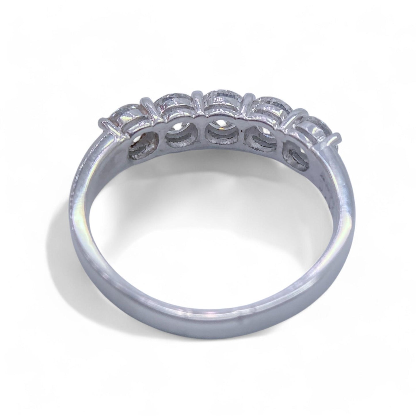 1.00 cttw Diamond Band Ring in 18K White Gold 6.5 US 3.3g