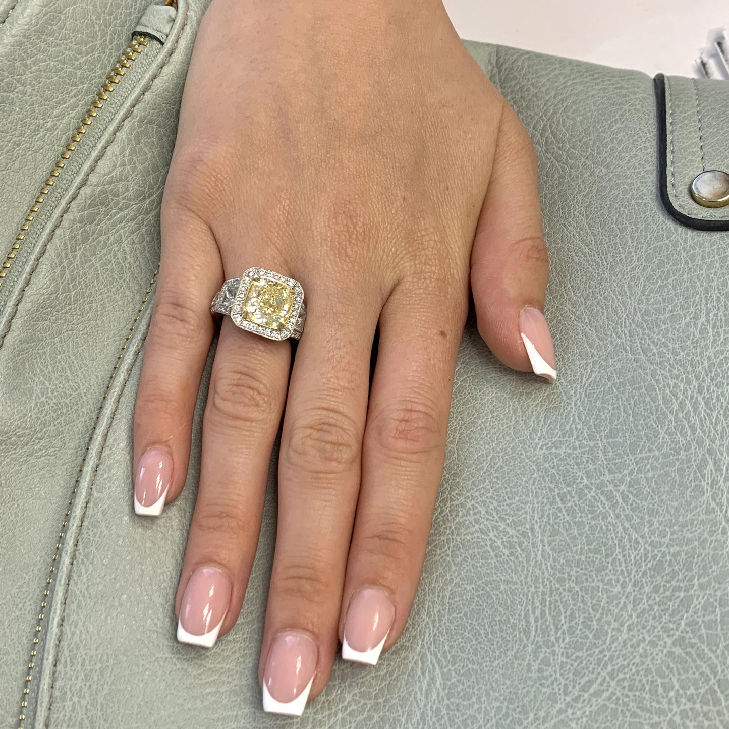 5.03 ct Fancy Light Yellow Diamond & 2.41 White Diamonds Platinum Ring