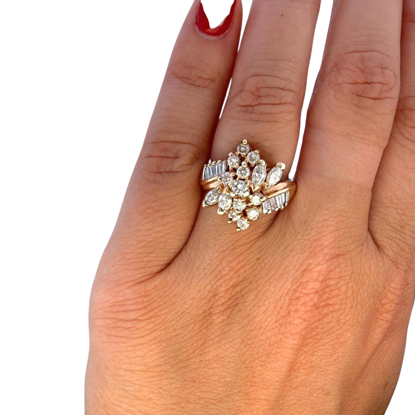 Vintage White Diamond Cluster Ring in 14k Yellow Gold 6.75US 6.11g.