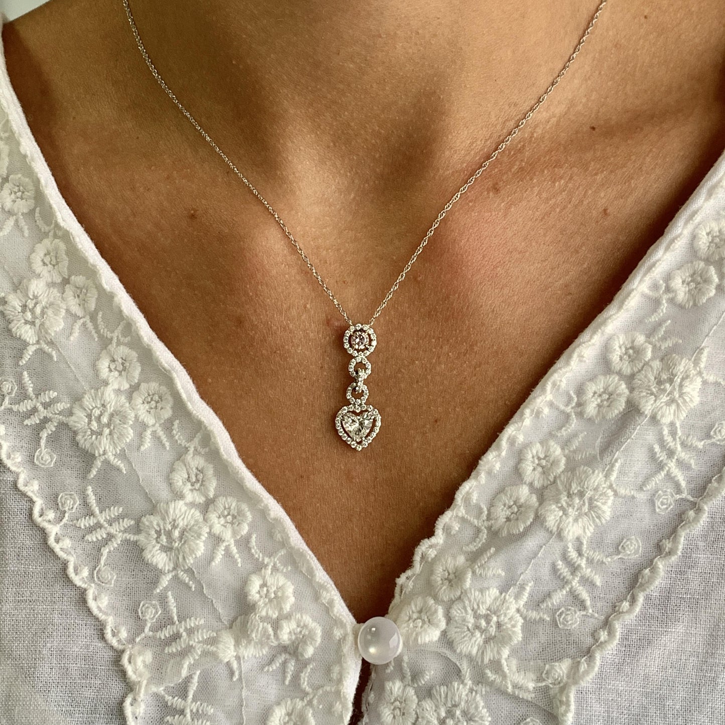 1.03 ct. Heart Shape Pendant in 18k White Gold