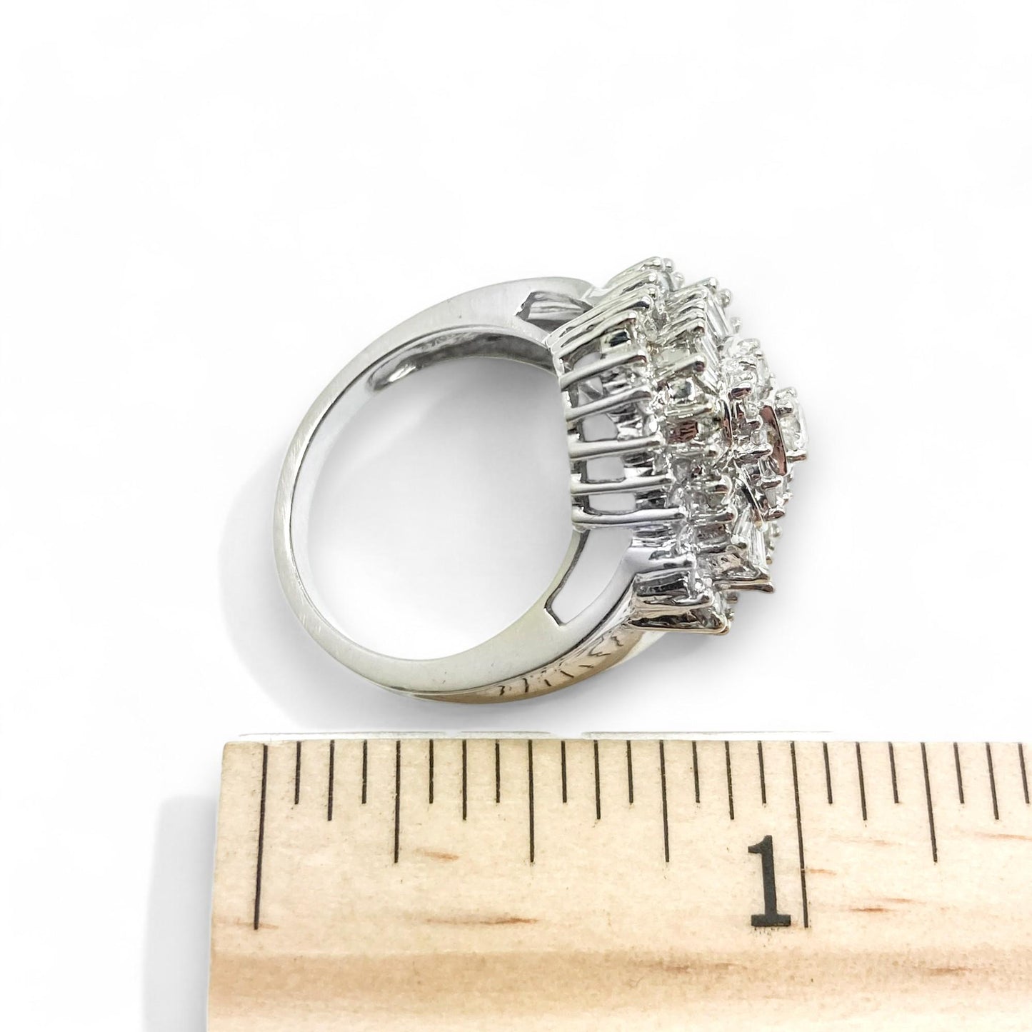1.2 cttw White Diamond Ring in 14K White Gold 6.75 US 5.8g
