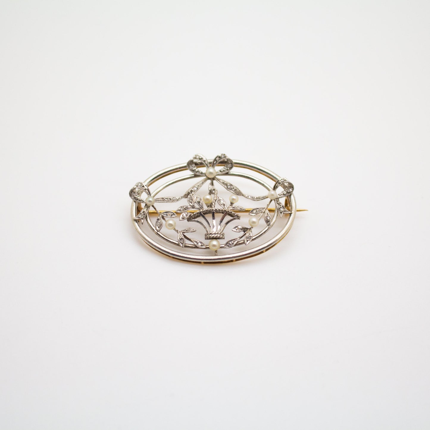 Vintage 18k Gold Brooch With Old Mine Diamonds & Pearls 5.6g
