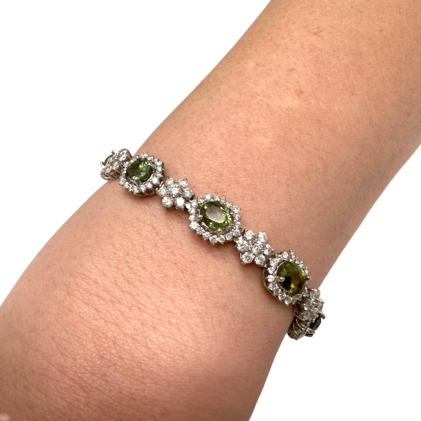 8.1cttw. Green Sapphire & 5.3cttw. White Diamond Bracelet in 14K WG 6" 17.3g.