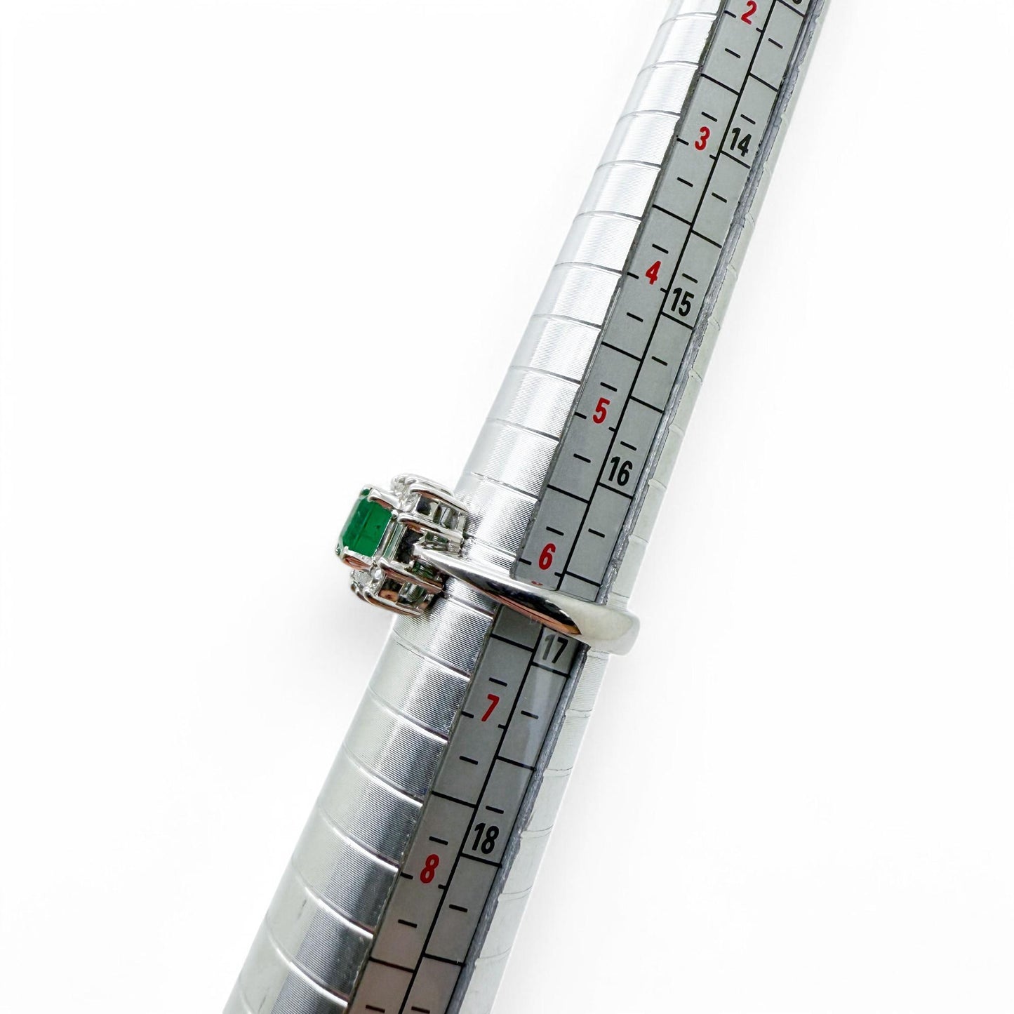 0.75ct Green Emerald & 0.25 cttw. White Diamond Ring in 14K White Gold 6.25US