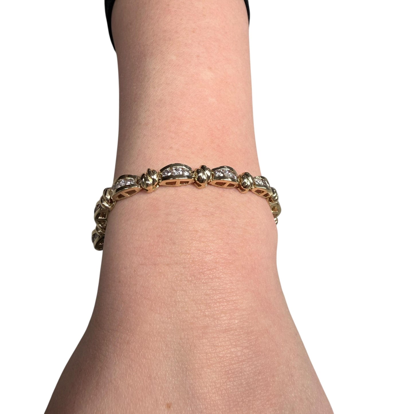 5.16cttw. White Diamond Vintage Bracelet in 14k Yellow Gold 7" 20.29g.