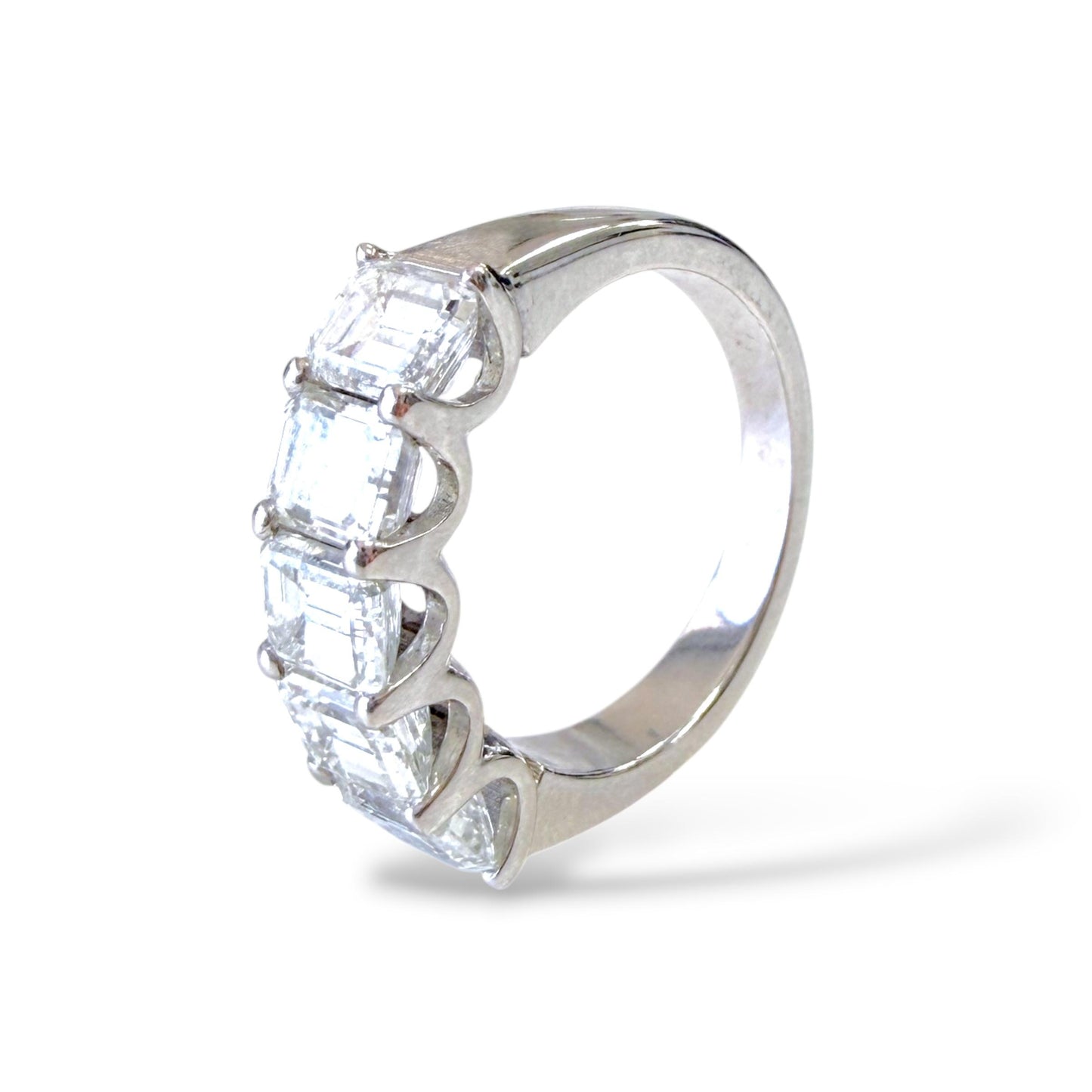 3cttw. Emerand Cut Natural Diamond Ring in 14k White Gold 3.95g. 4US