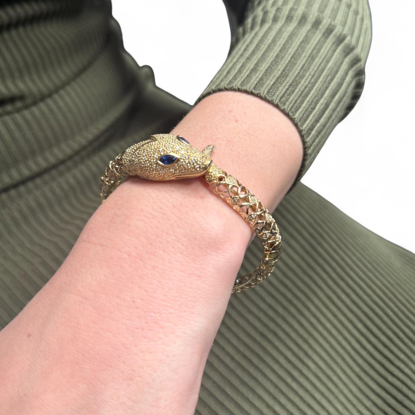 Sapphire & White Diamond Snake Bangle Bracelet in 14k Yellow Gold 27.97g.