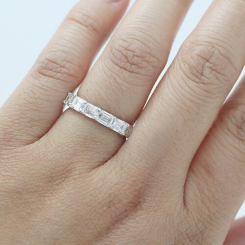 Women's Side Ways Emerald Cut Diamonds Eternity Band Ring in 18k White Gold 5.75
