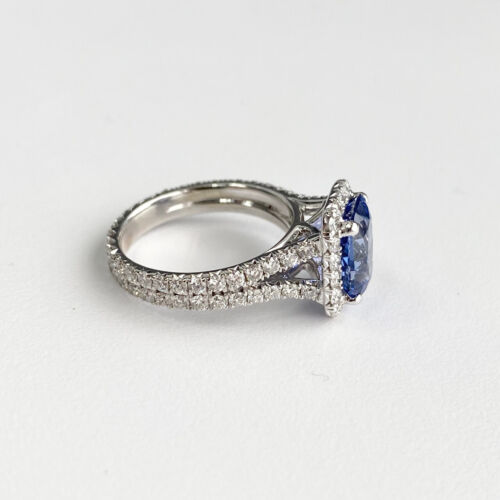 3.23CT BLUE SAPPHIRE( No Heat, Ceylon, Sril Lanka) & DIAMOND HALO RING