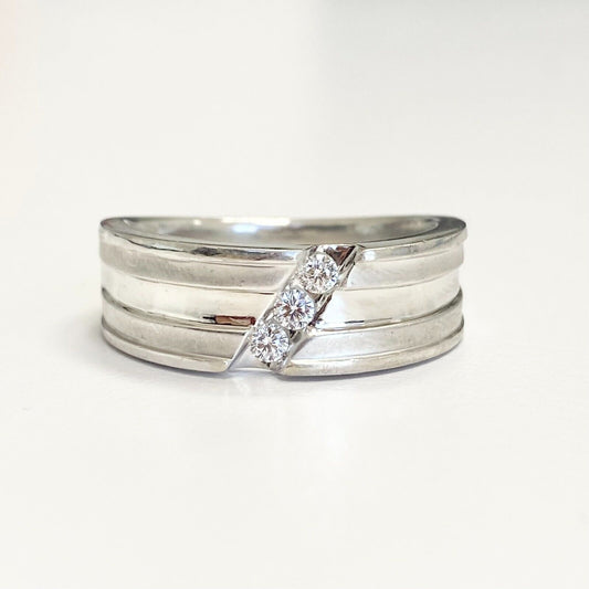 The Leo 14k White Gold Diamond Men's Wedding Ring