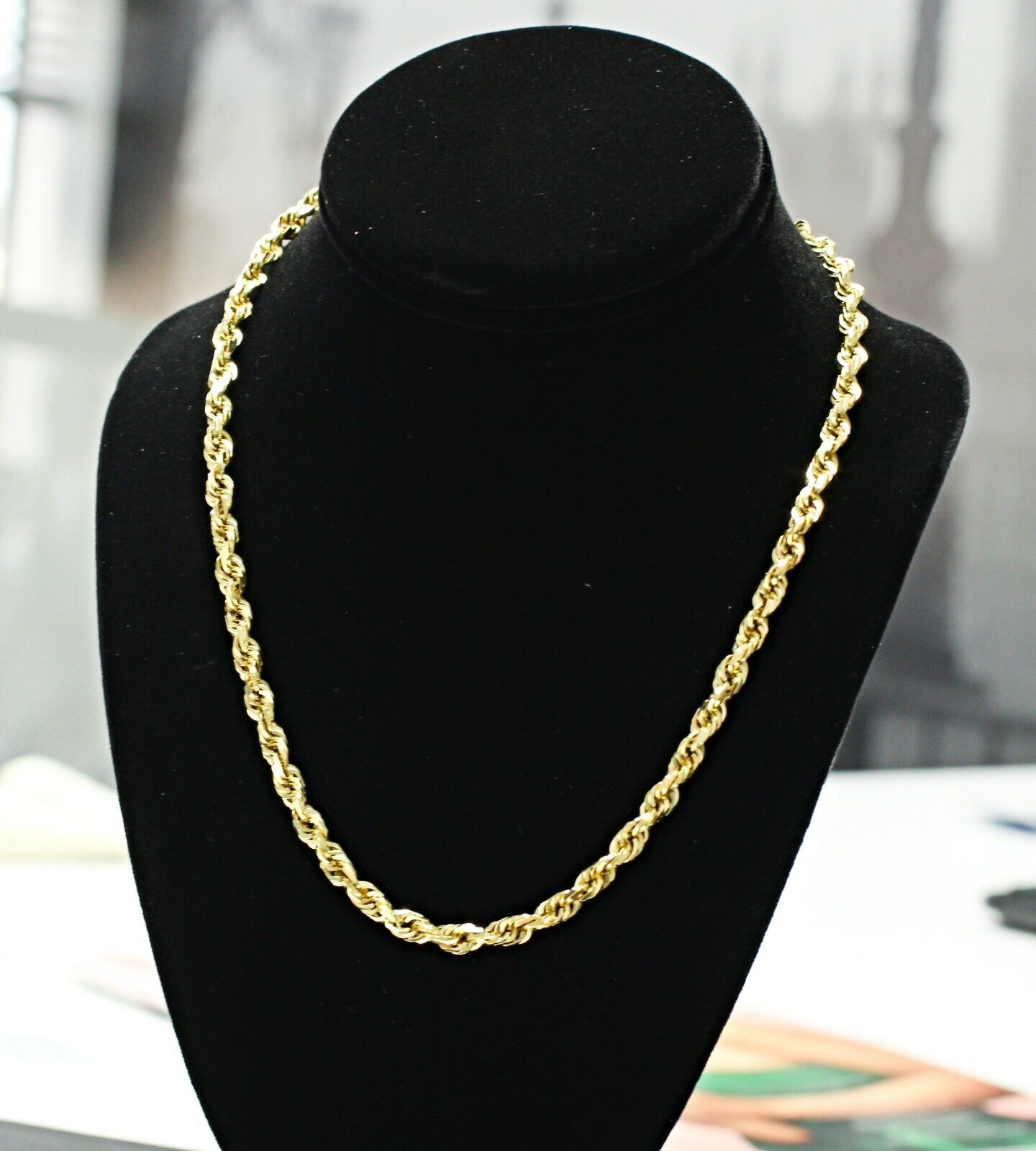 Rope Chain in 14k Yellow Gold 33.50grs 18inch