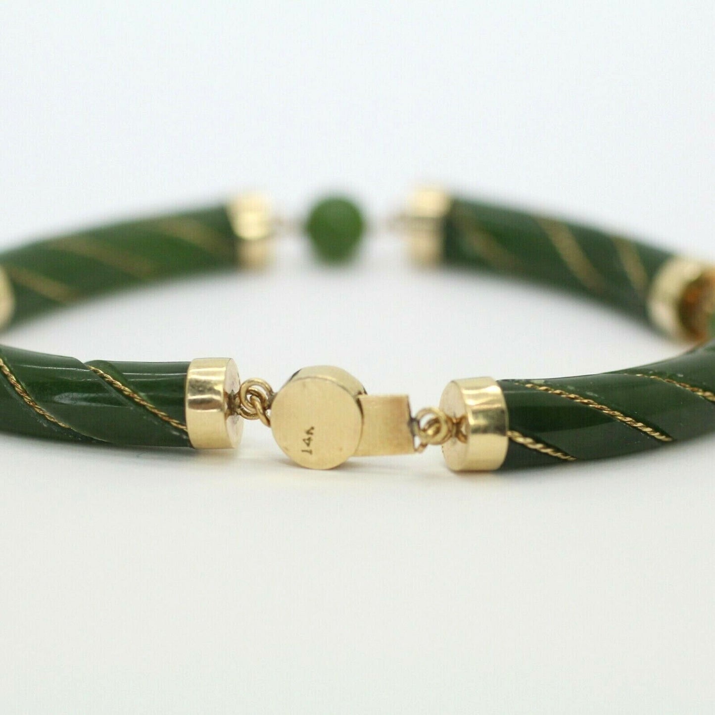Vintage Forest Green Jade Gemstone Bracelet in 14k Yellow Gold 7.5"