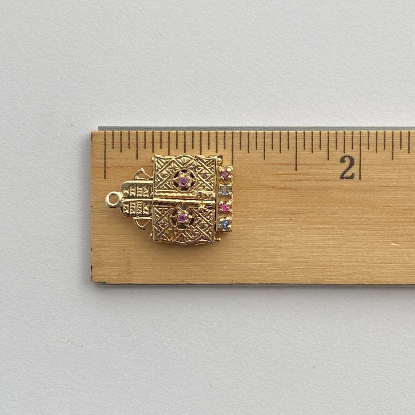 14k Yellow Gold Torah Ark Pendant With David's Star Locket Jewish