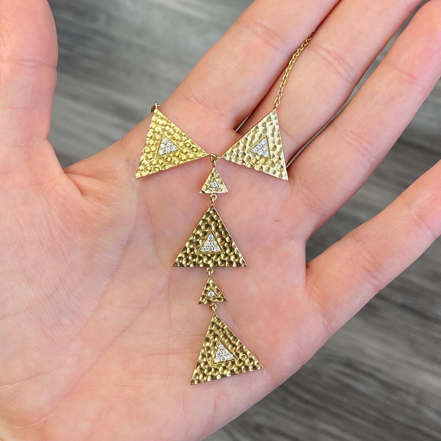 Misahara Triangles Gilded Lariet Necklace Diamonds in 18k Yellow Gold