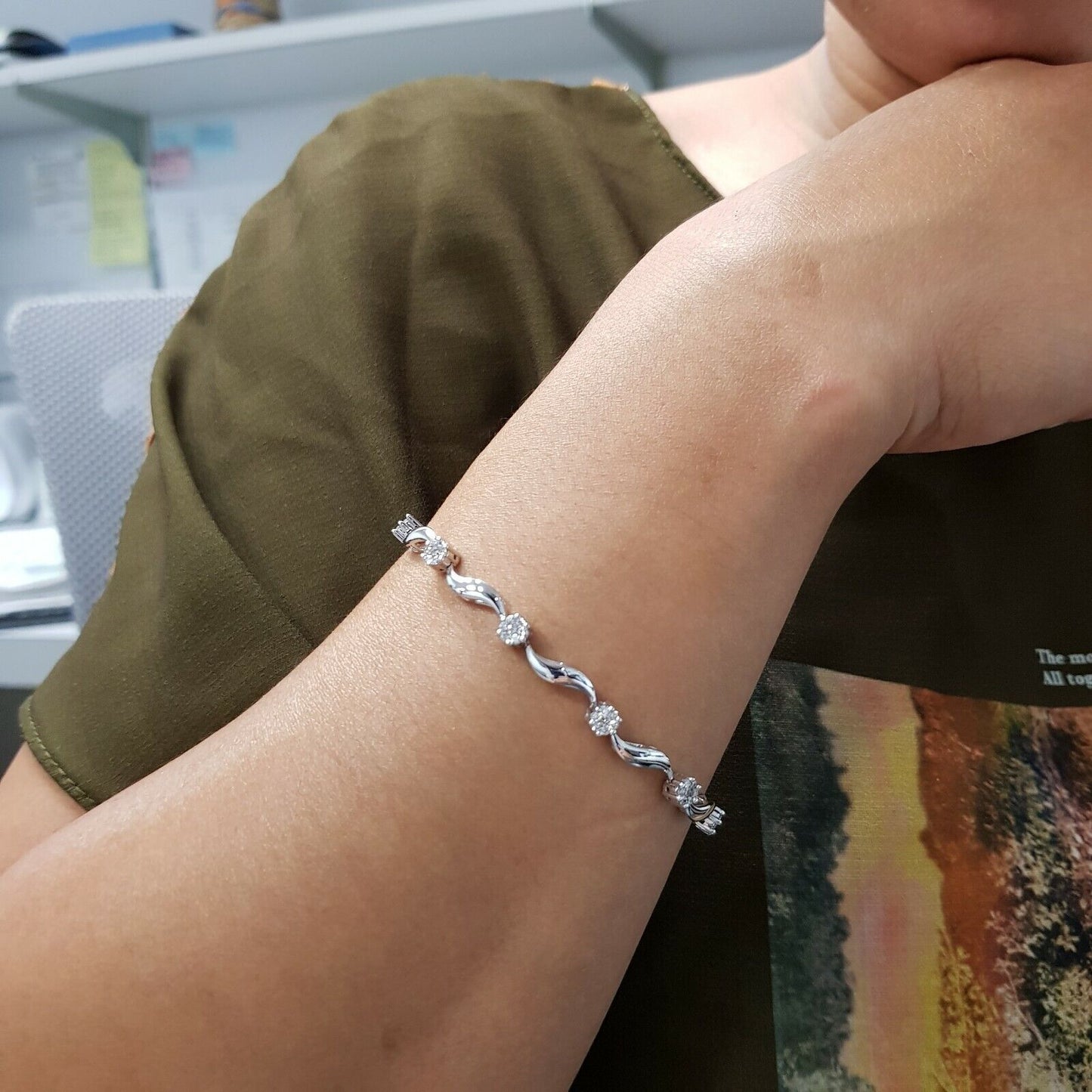 14k White Gold Lady’s Diamond Bracelet 0.75ctw H-I Vs2-Si1 7” With Appraisal