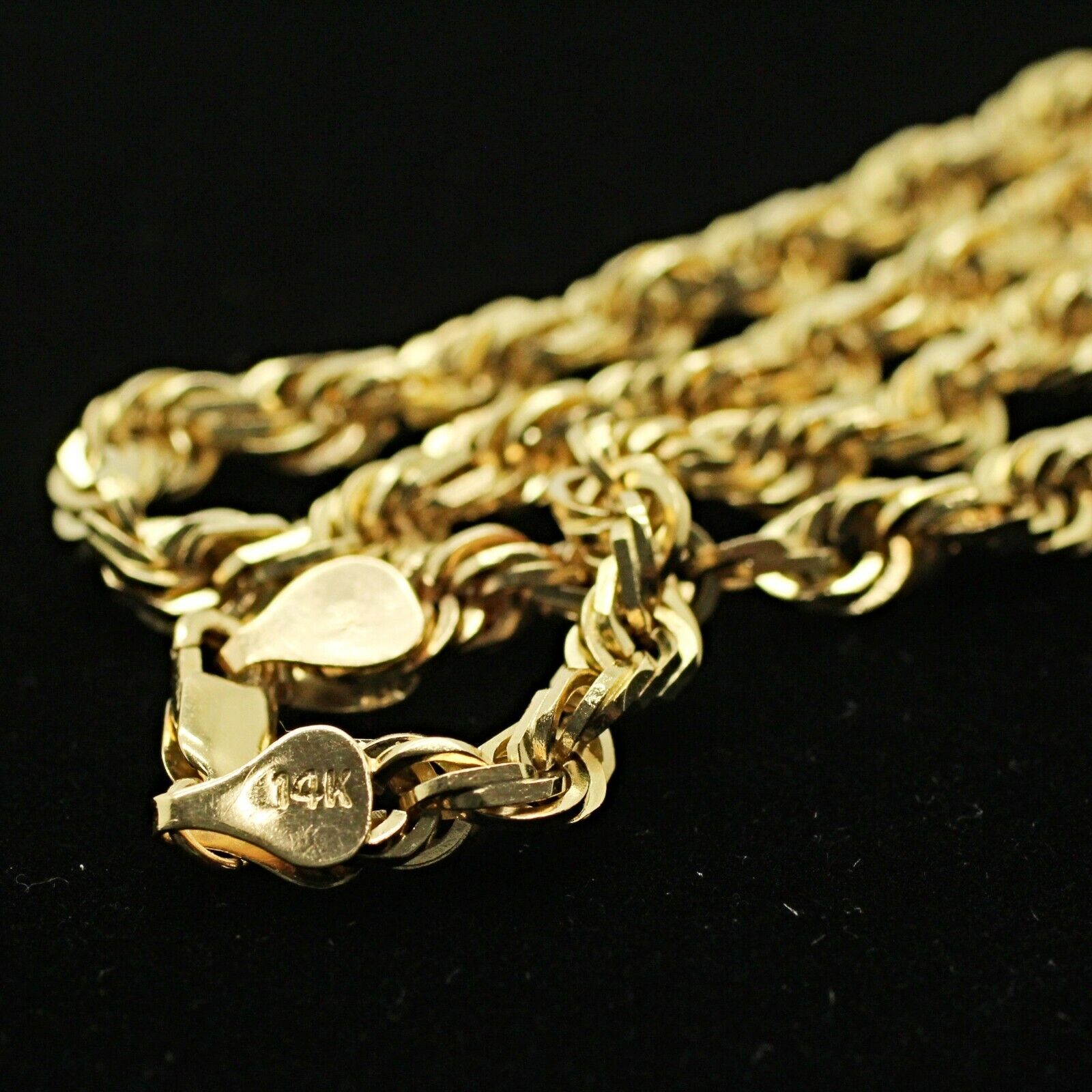 Rope Chain in 14k Yellow Gold 33.50grs 18inch