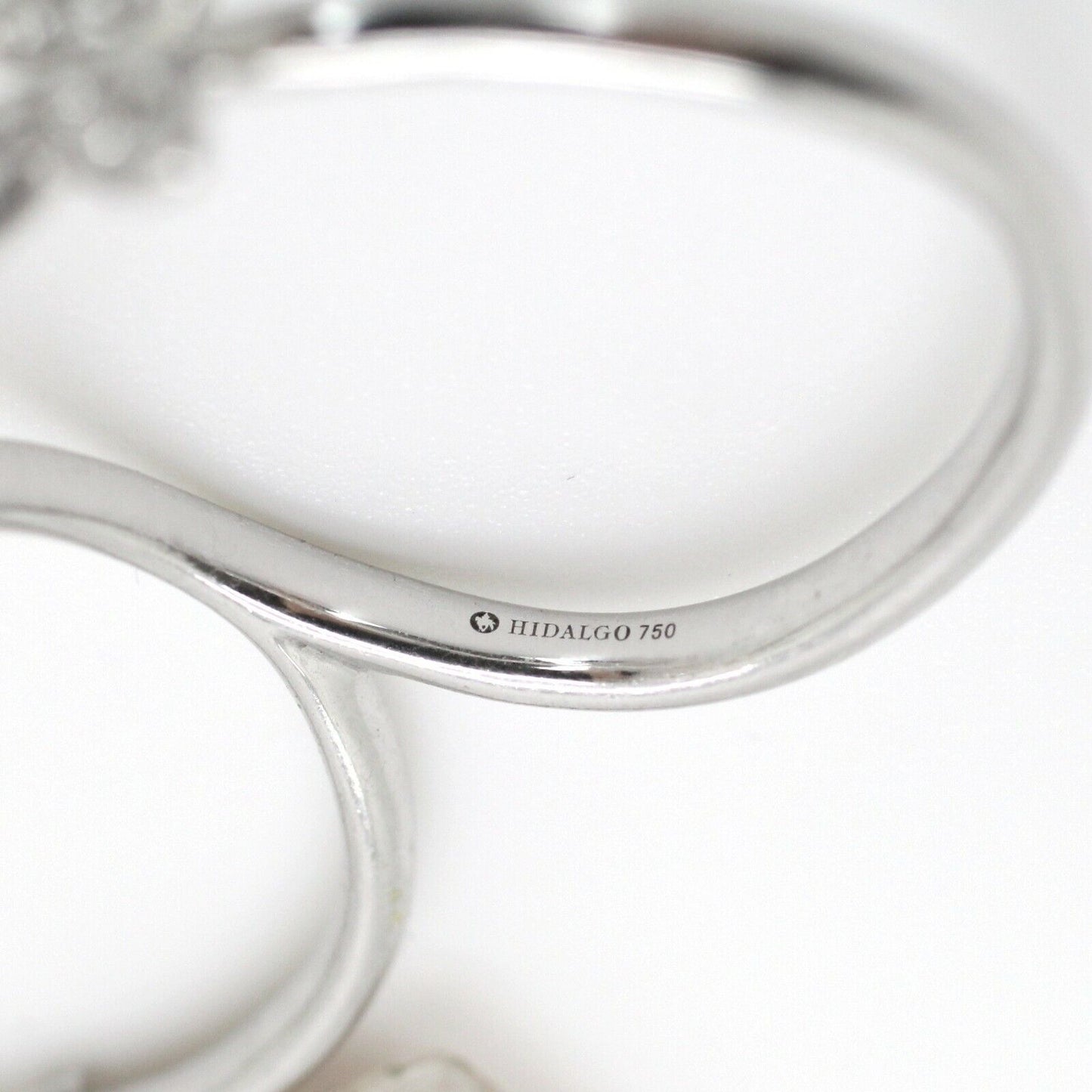 Authentic Hidalgo Diamond Butterfly Double Ring in 18k White Gold