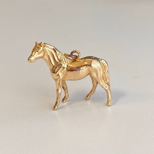 14k Gold Horse Pendant 11.3gr