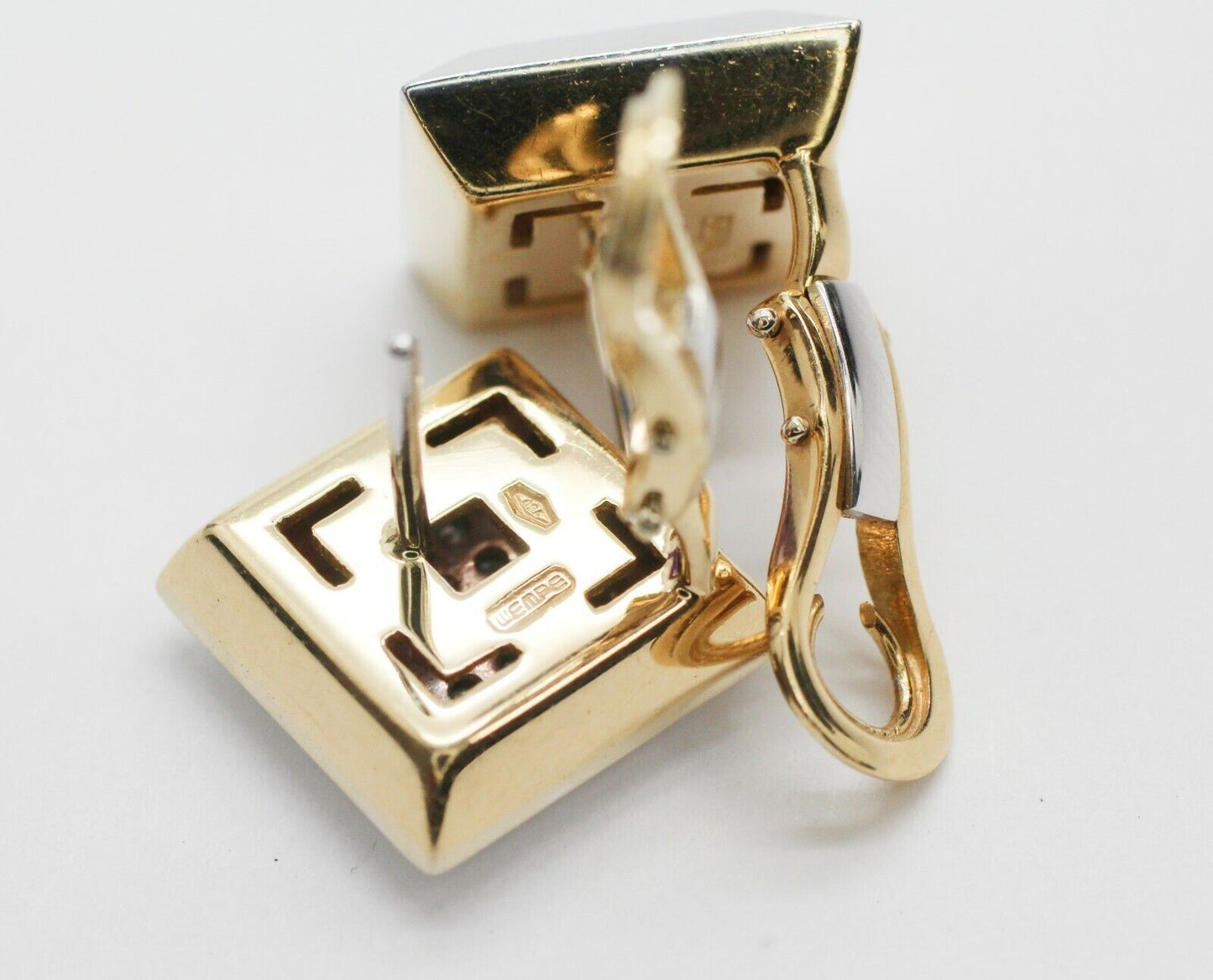 Authentic 18k Earrings "Wempe" 0.75 CTW Diamonds Square Pave F-G vs 13.8gr