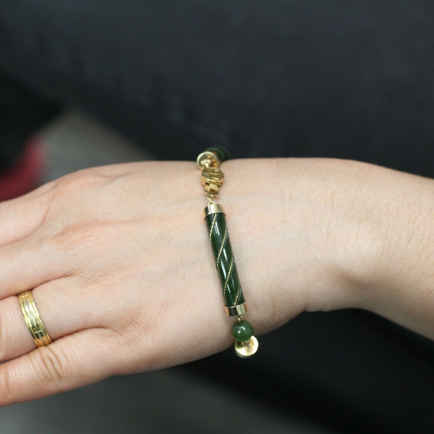 Vintage Forest Green Jade Gemstone Bracelet in 14k Yellow Gold 7.5"