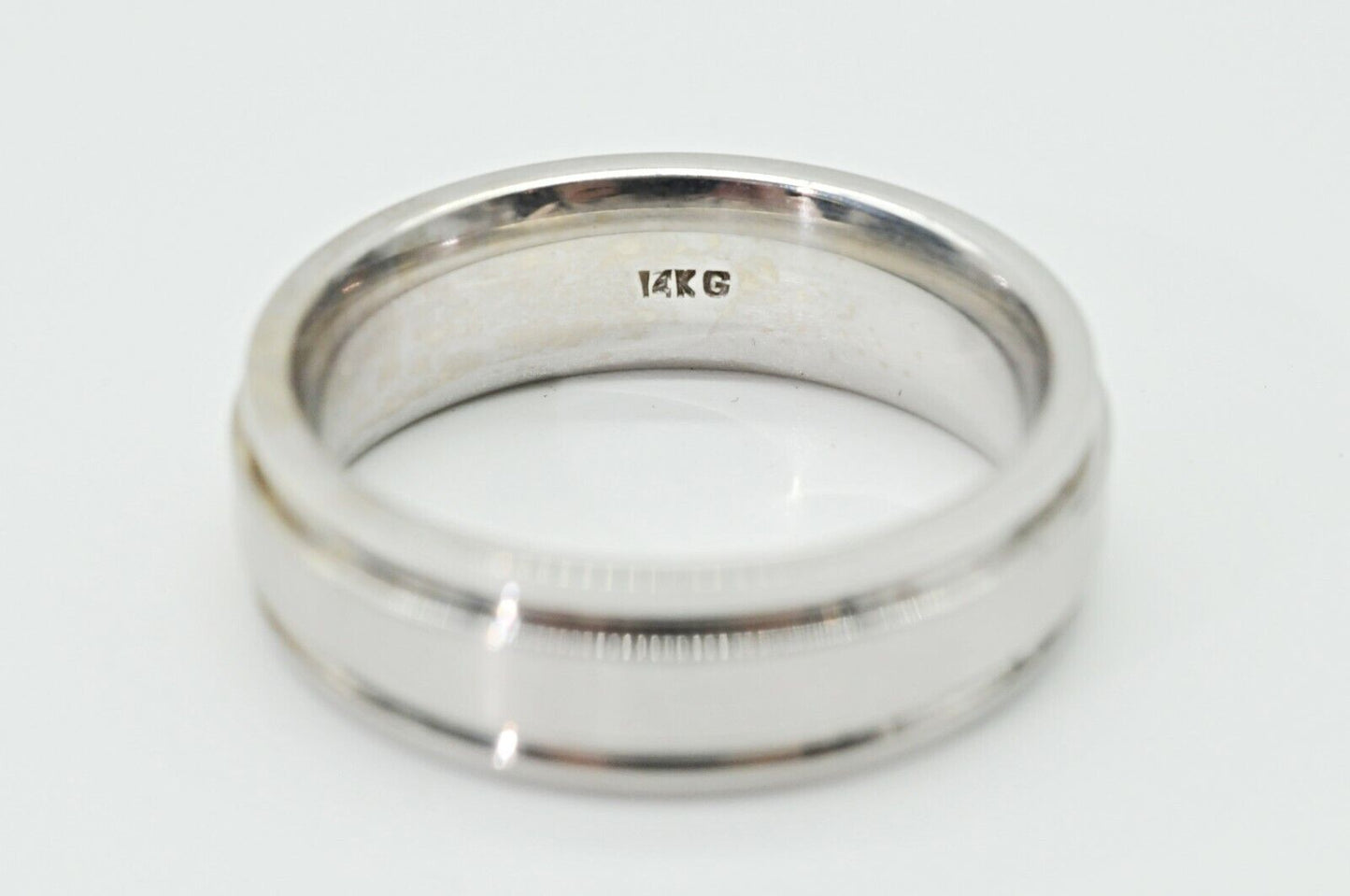 Men's Matte Finish Wedding Band Ring in 14k White Gold 10.5us