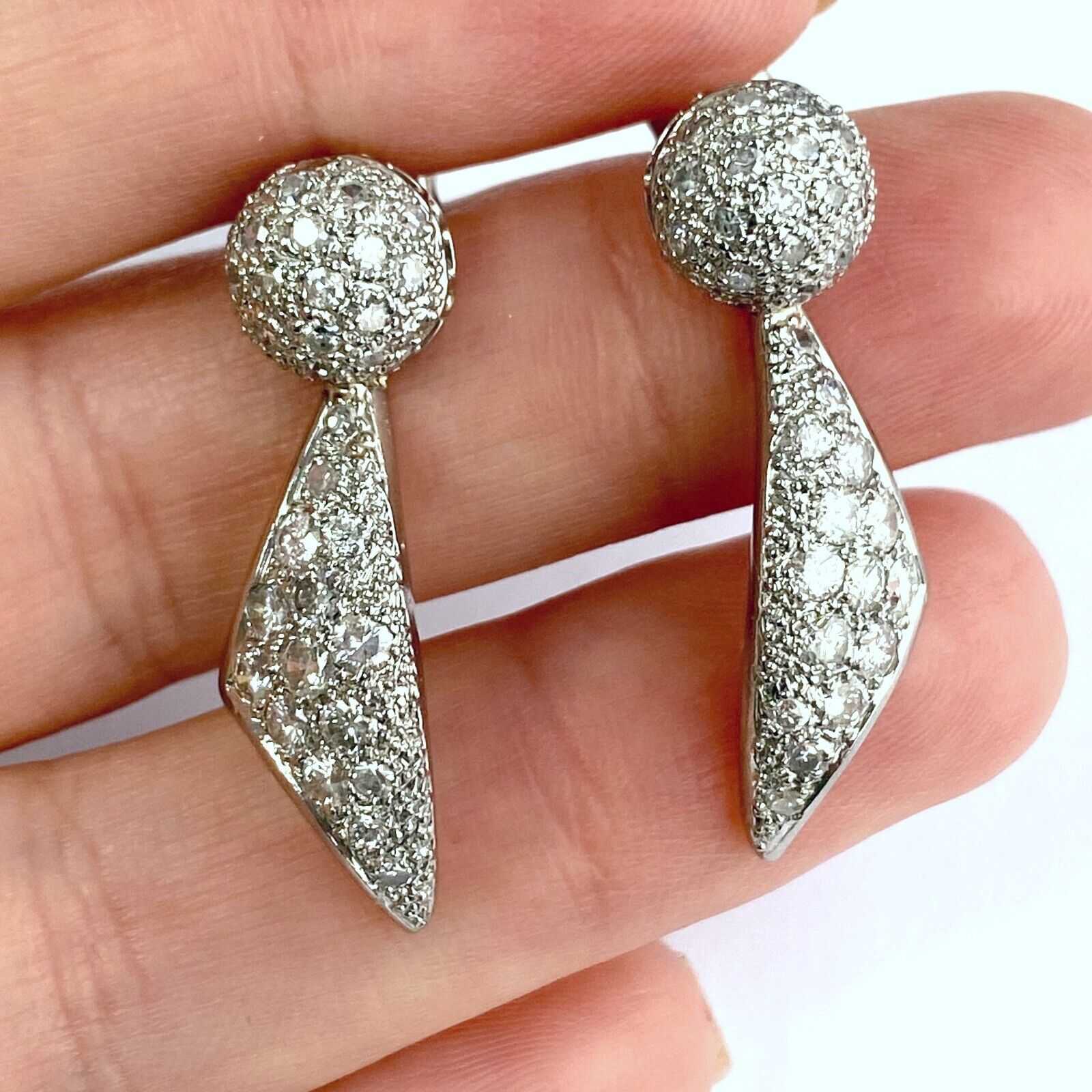 Elegant Platinum Diamond Drop Earrings