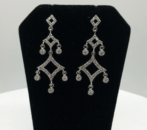 14k White Gold Diamonds Chandelier Earrings