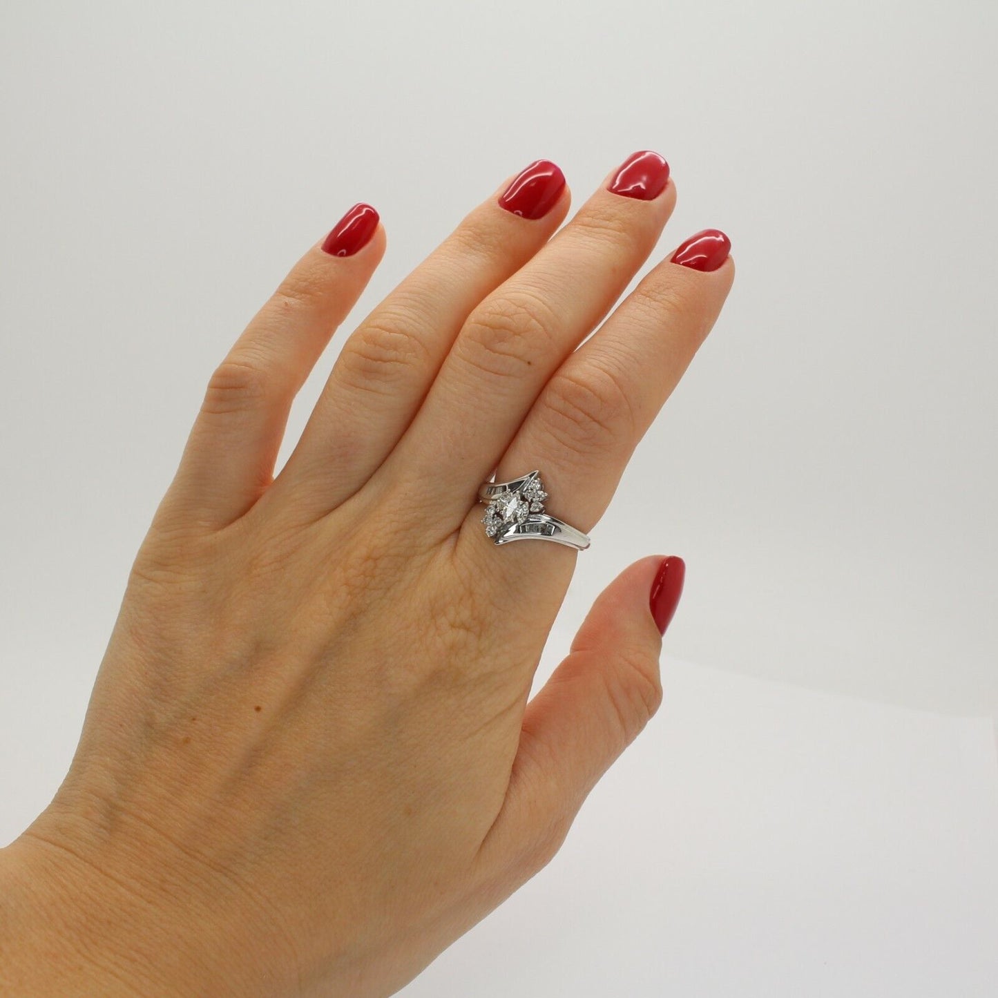 14k White Gold Natural Diamond Coctail Ring 0.50cttw 4.6gr Size 7