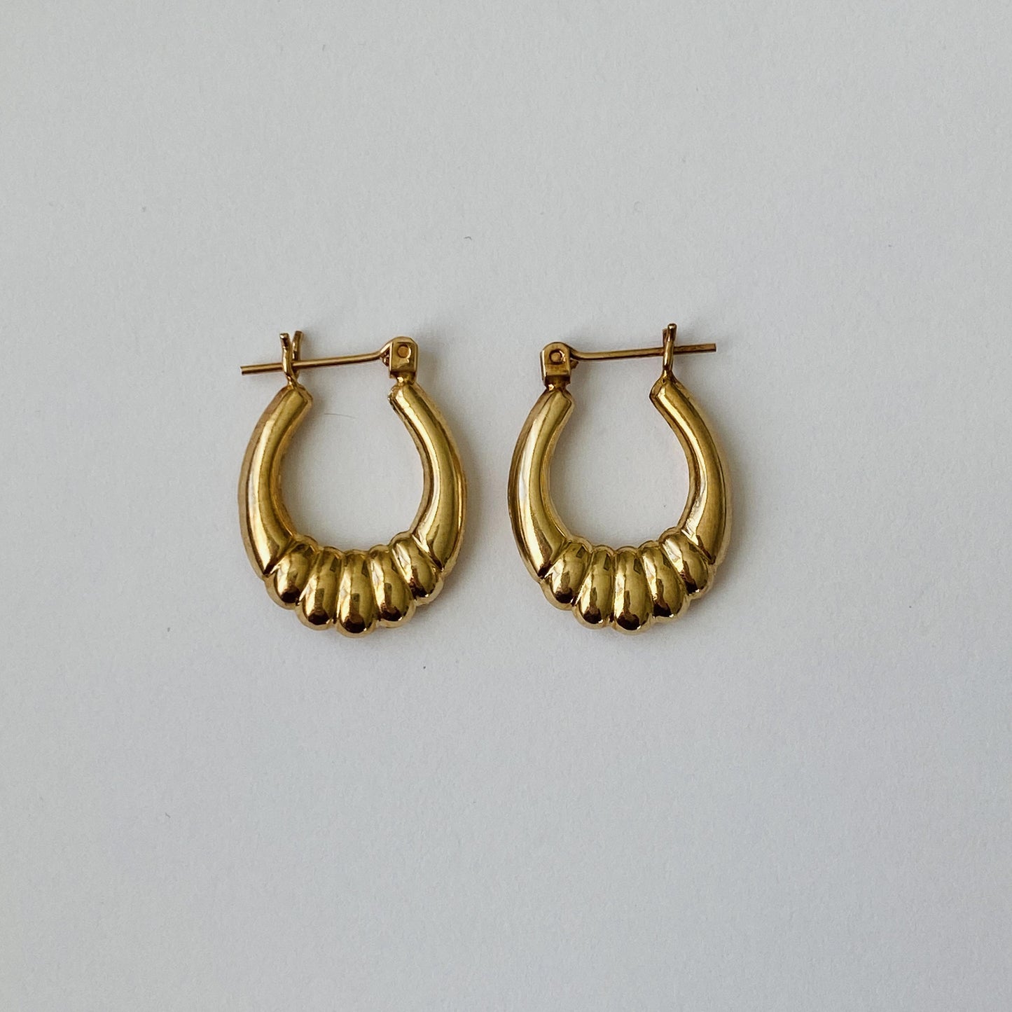 Yellow Gold 14K Loop Earrings 1.82G