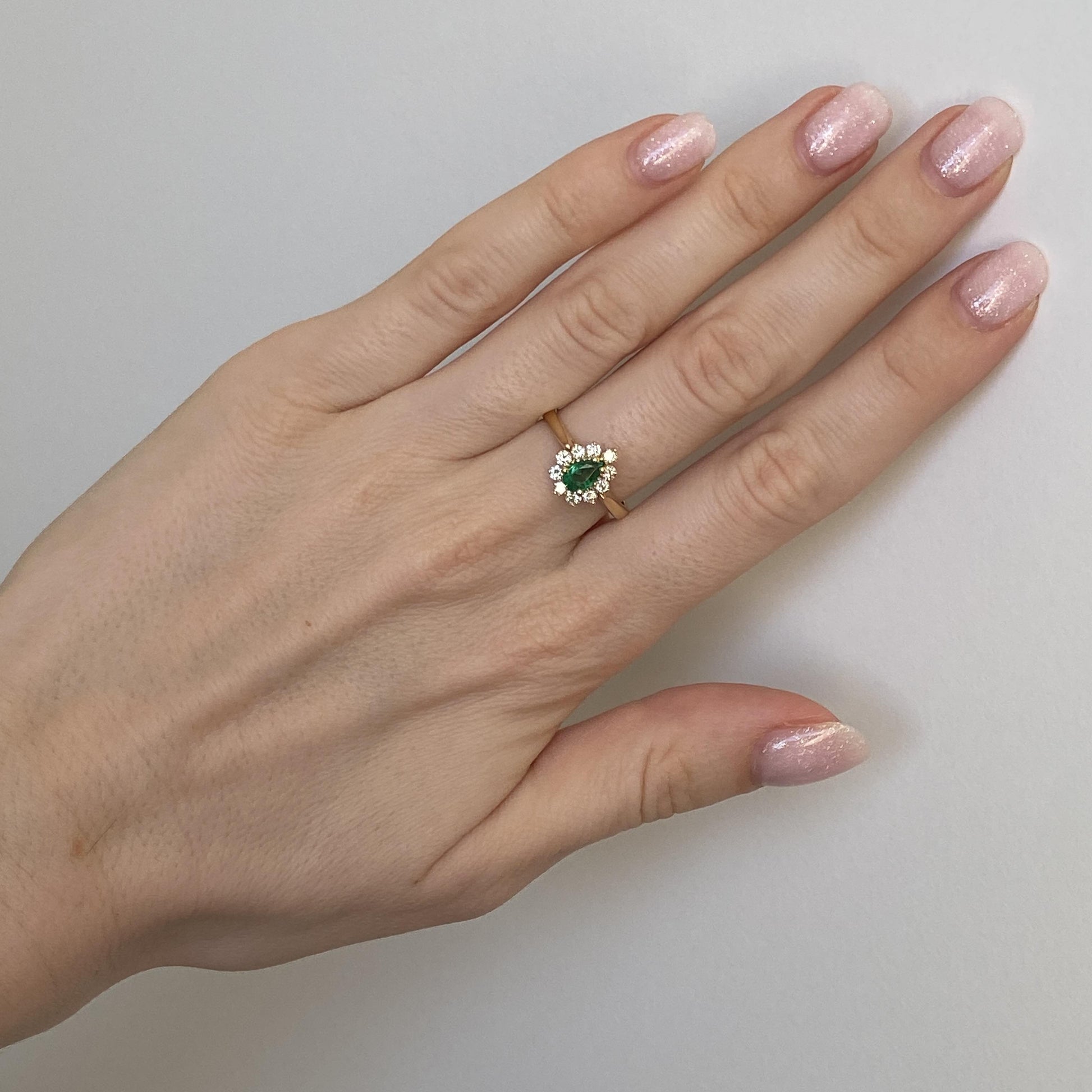 0.30Ct Emerald Columbia & 0.50Ct Diamond Ring 18K Yellow Gold 3.46G