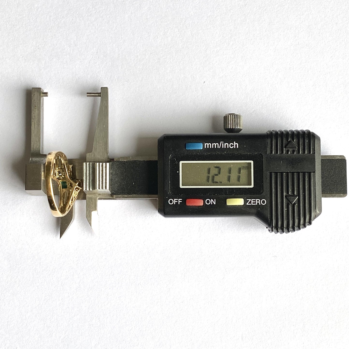 0.39ct Emerald & Diamond Ring 18K Yellow Gold 3.13G 7US