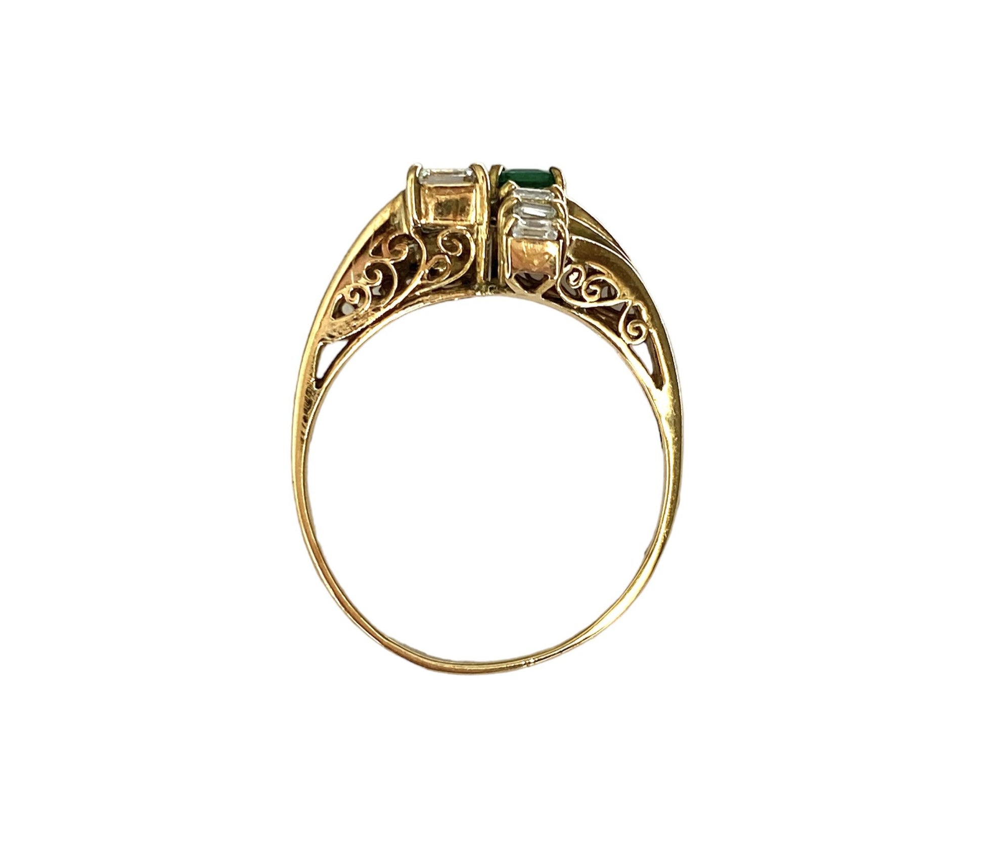 0.39ct Emerald & Diamond Ring 18K Yellow Gold 3.13G 7US
