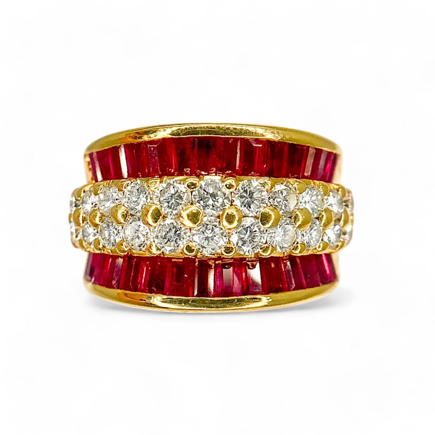 1.28 cttw White Diamond and 2.5 cttw Ruby Ring in 18K Yellow Gold 7US 13.5g