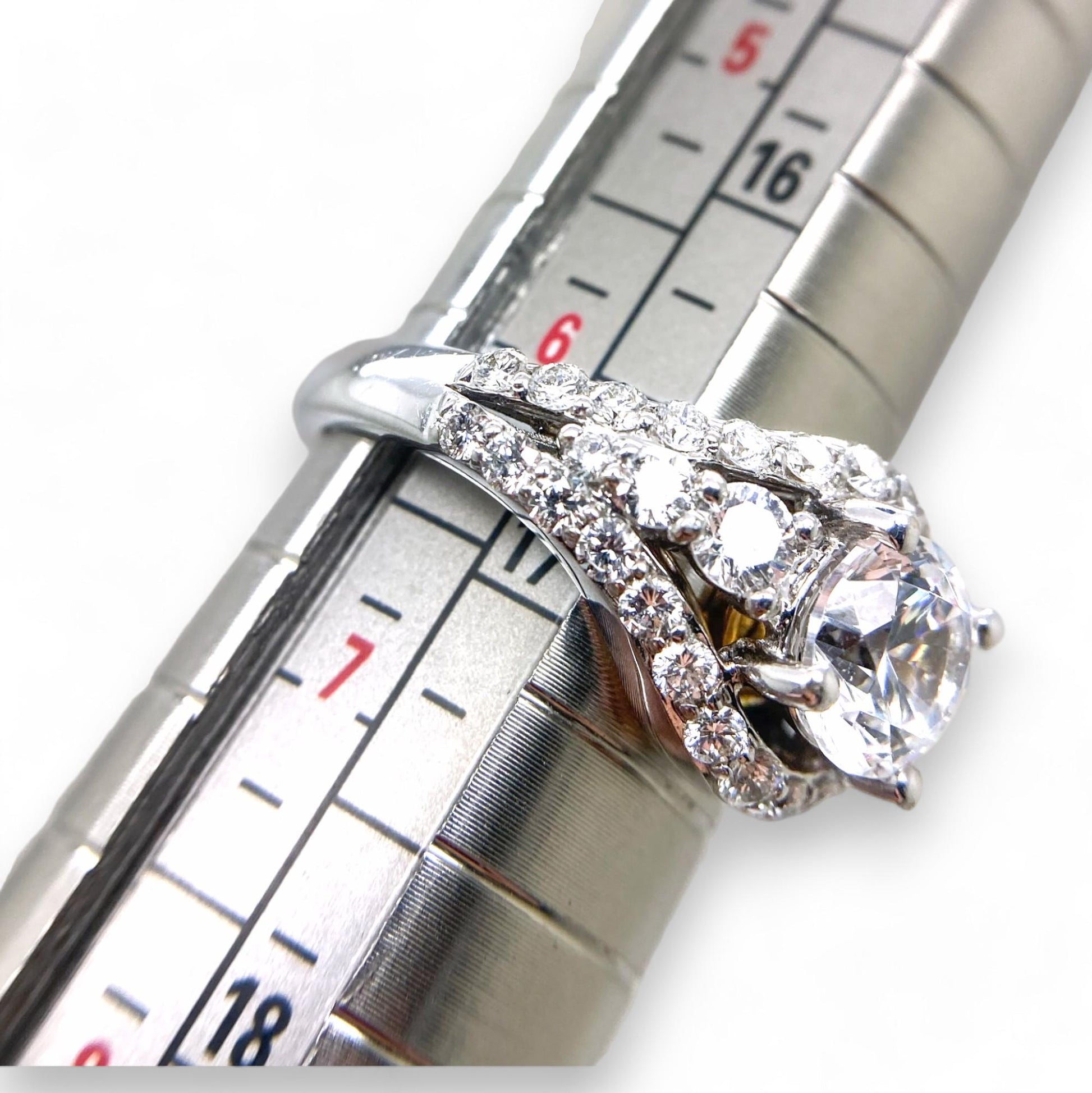 1.0 cttw White Diamond Semi-Mount Ring in 18K White & Yellow Gold 6.5 US 5.8g