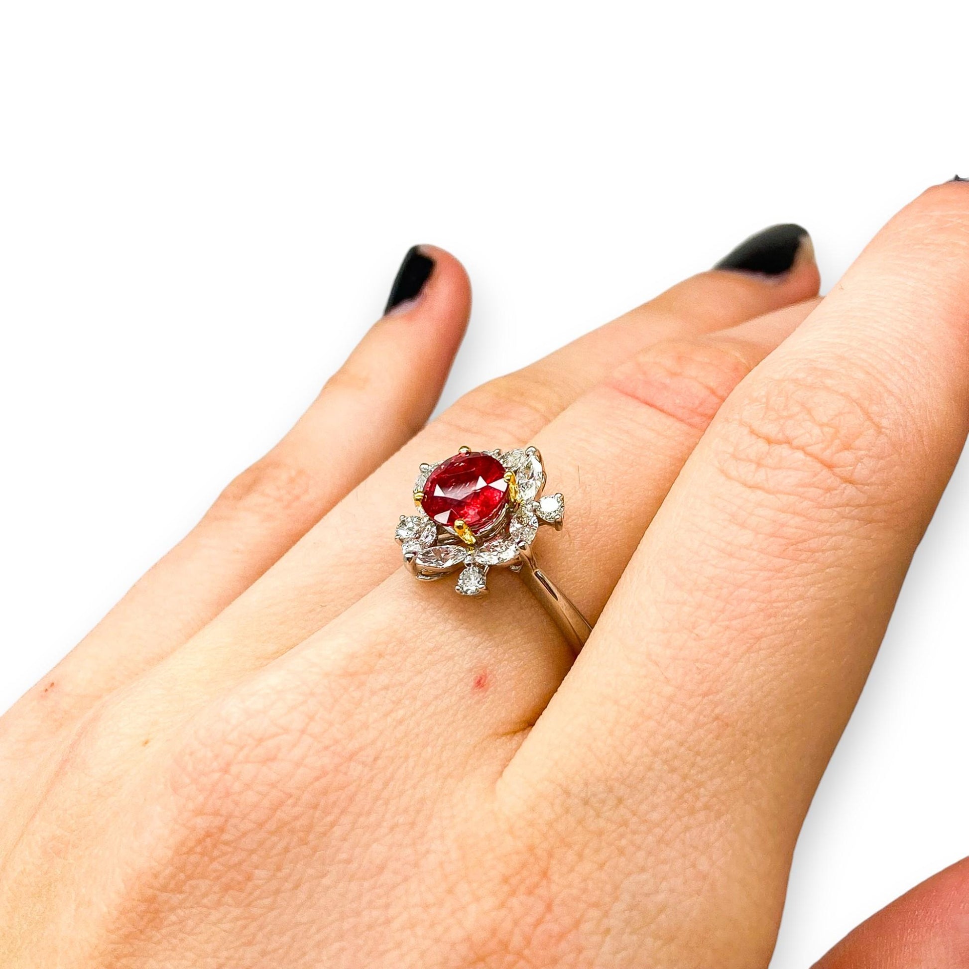 1.57 ct Red Spinel & 1.0 cttw White Diamond Ring in 18K White Gold 6.25US 5.5g