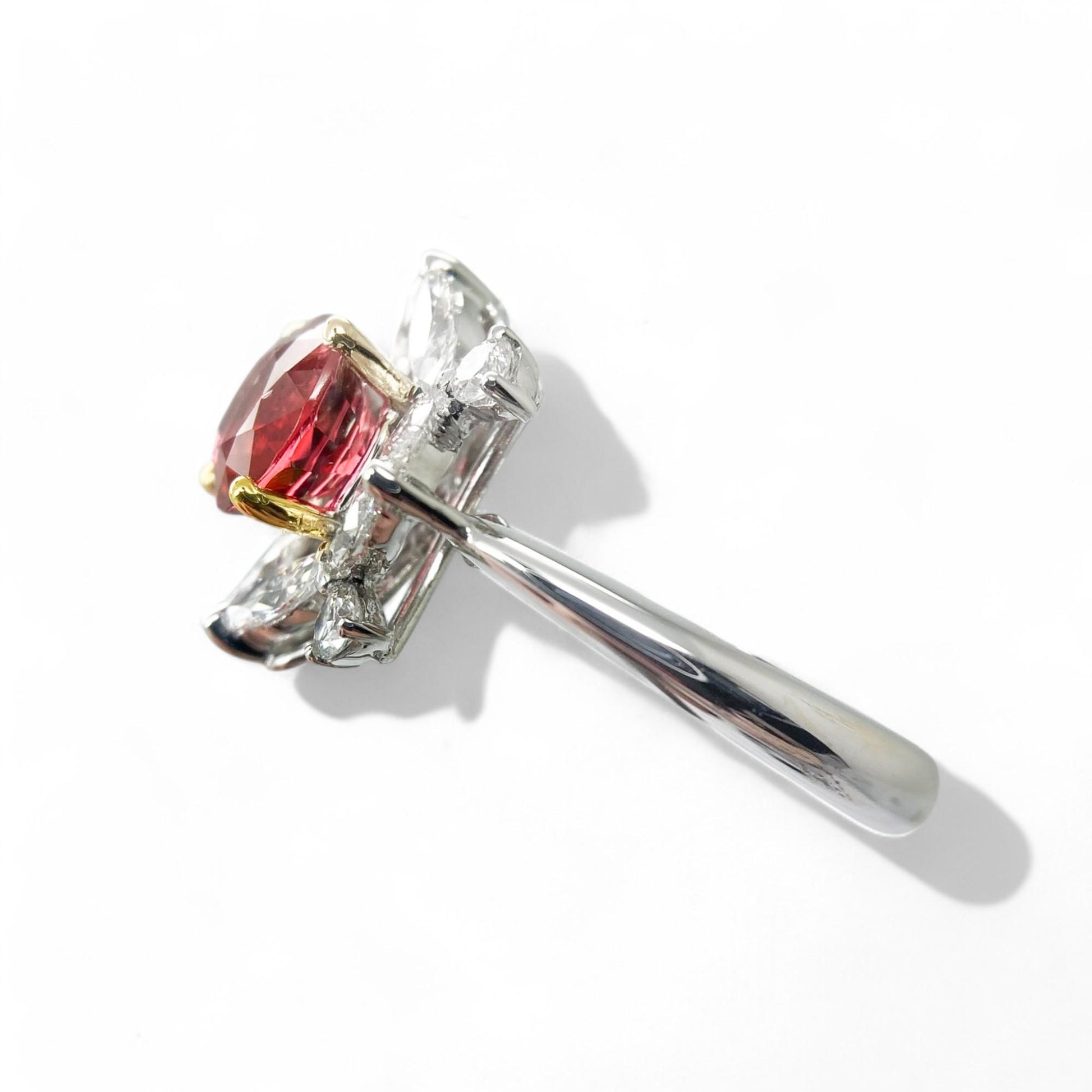 1.57 ct Red Spinel & 1.0 cttw White Diamond Ring in 18K White Gold 6.25US 5.5g