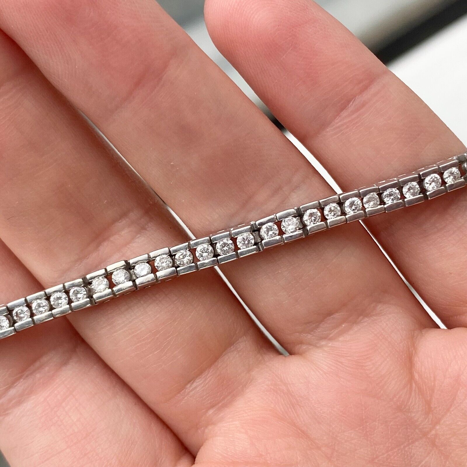 14k White Gold Diamond Tennis Bracelet Approx. 2.34 CTW G I1