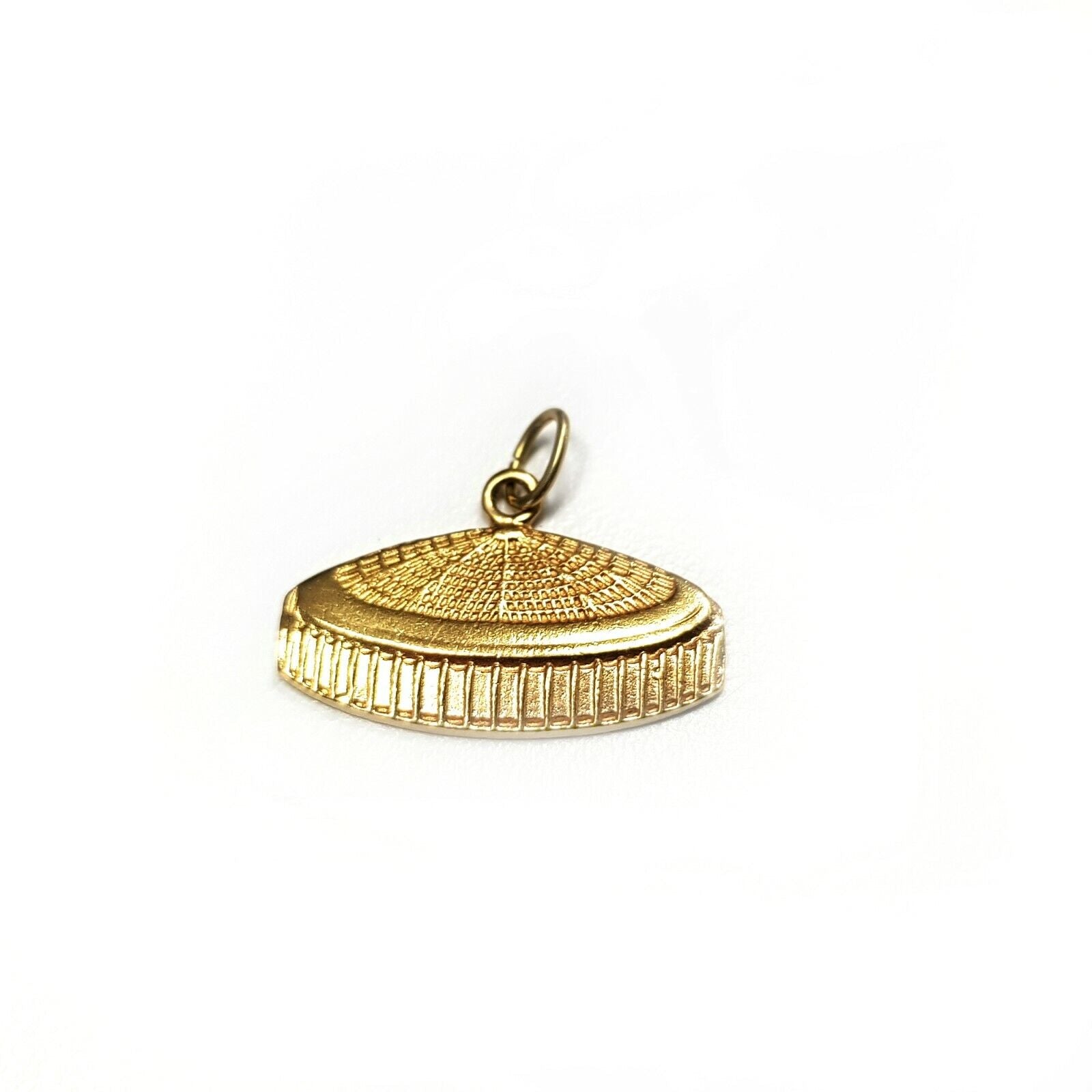 14k Yellow Gold Pendant "Yurt"