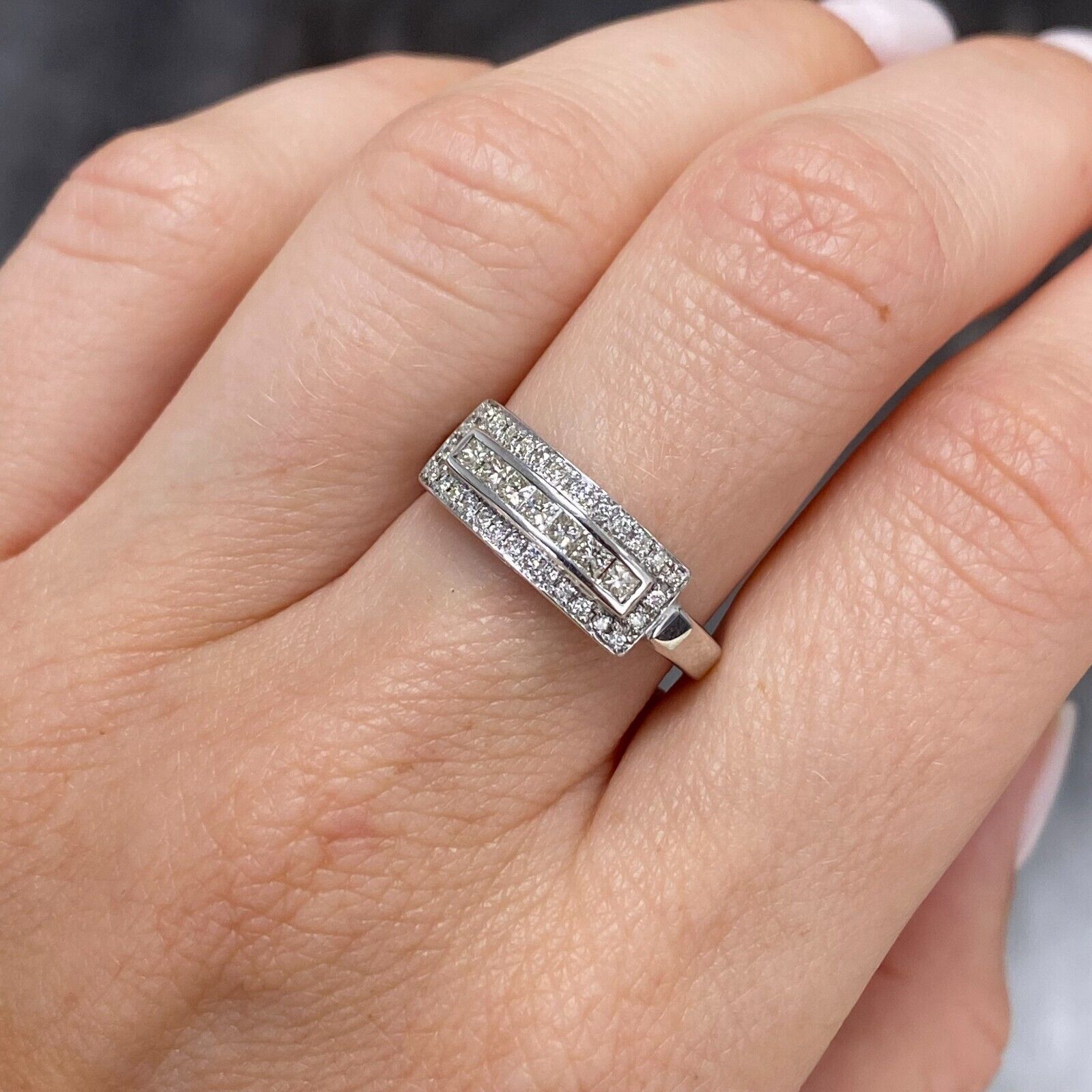 14k White Gold Diamond Weddiing Coctail Ring