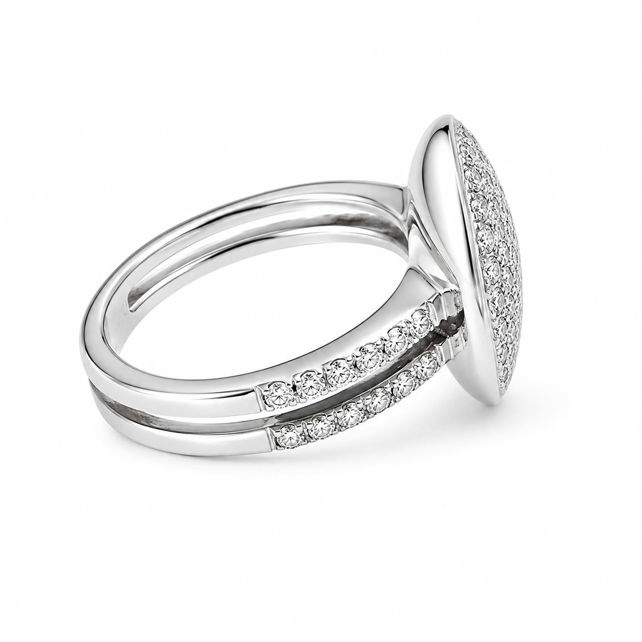 1.15cttw. White Diamond Fashion Ring in 18k White Gold 5.5US 6.55g.