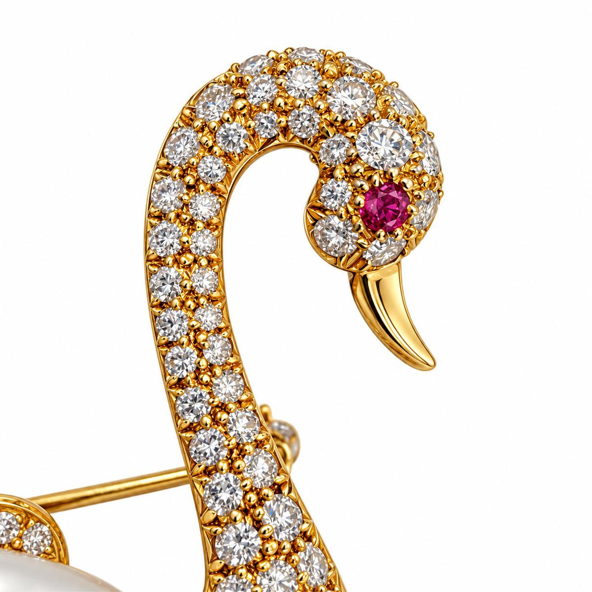 Approx. 4cttw. White Diamond Swan Brooch in 14k Yellow Gold 12.43g.