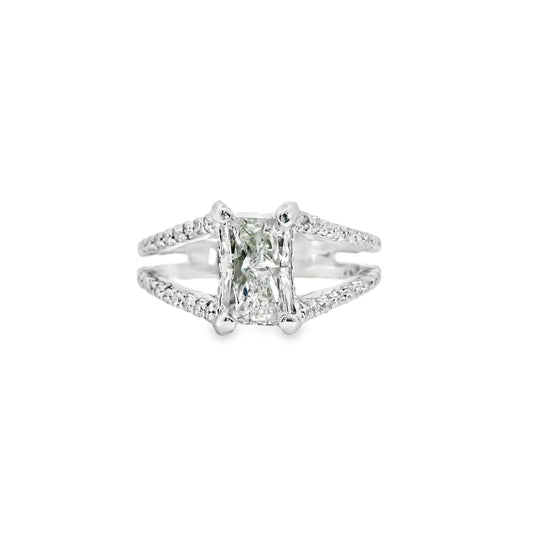 1.87 cttw. White Diamond Split Shank Ring in 14k White Gold  6.25US 4.02g.