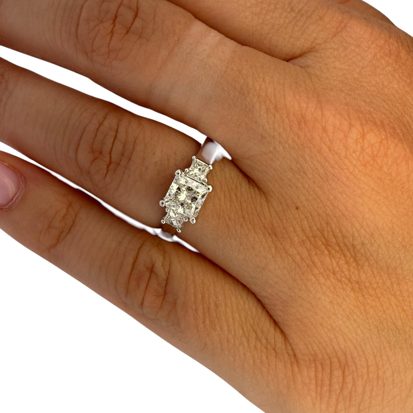 1.07 ct. Princess Cut White Diamond Platinum Ring 7.75US 6.13g.