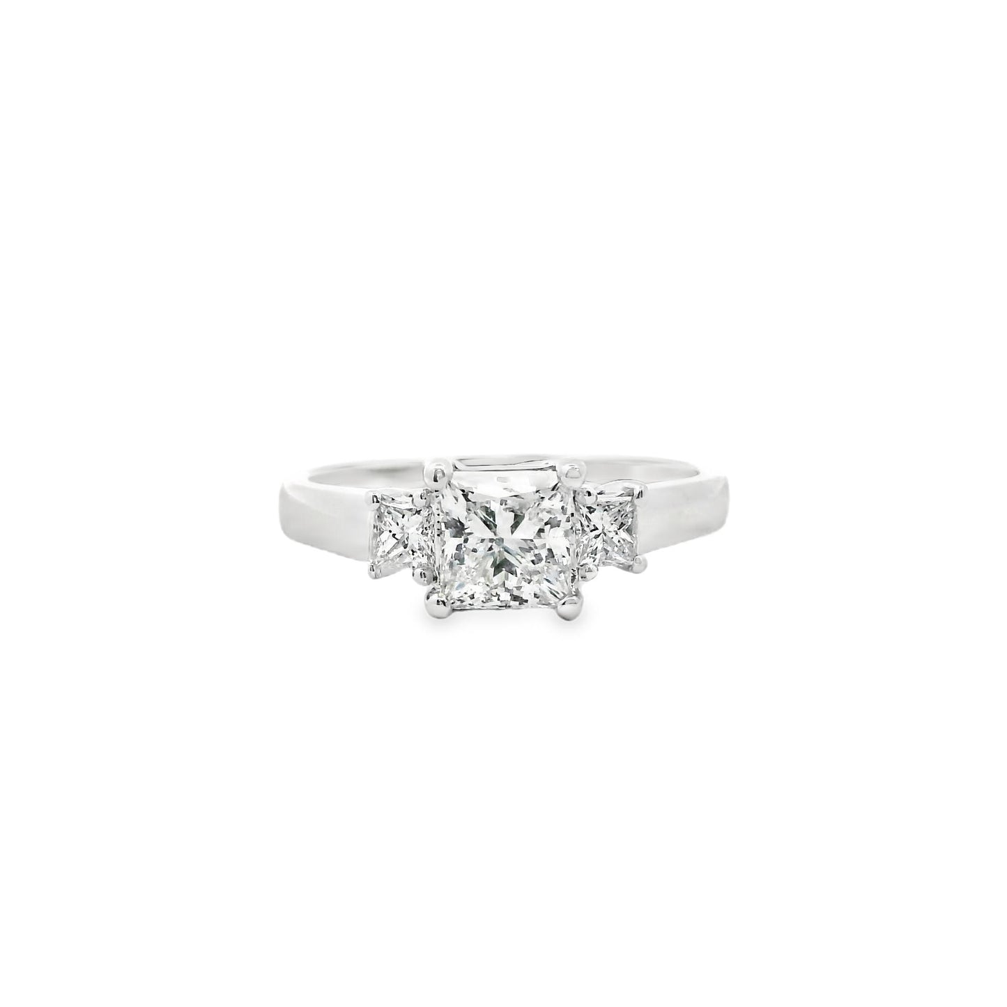 1.07 ct. Princess Cut White Diamond Platinum Ring 7.75US 6.13g.